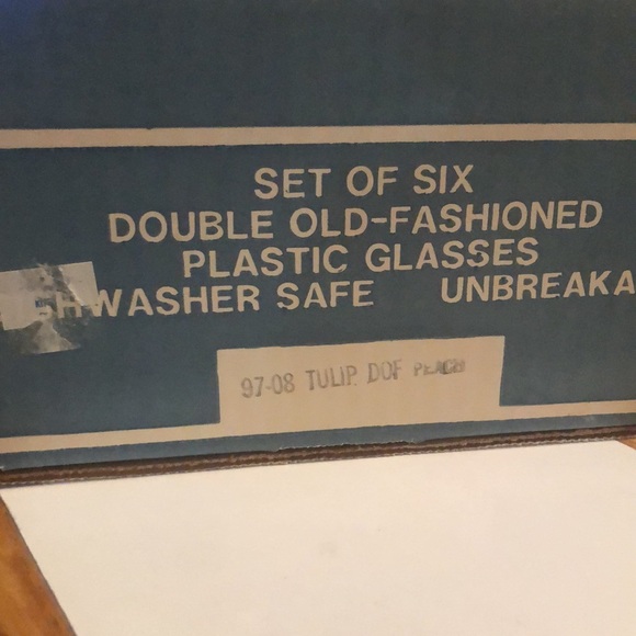 set of six double old-fashioned plastic glasses, tulip design. New. - Picture 3 of 4